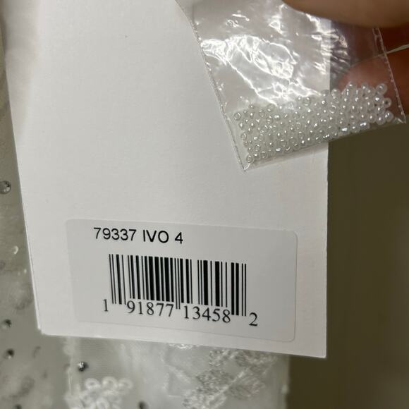 Mac Duggal 79337 MIDI Dress-size‎ 4-white floral high embellished rosette v neck - Picture 7 of 10